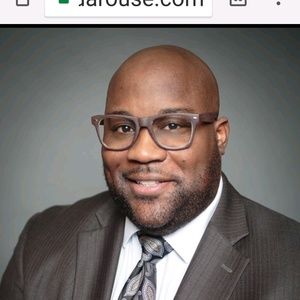 Meet your Posher, Elliott